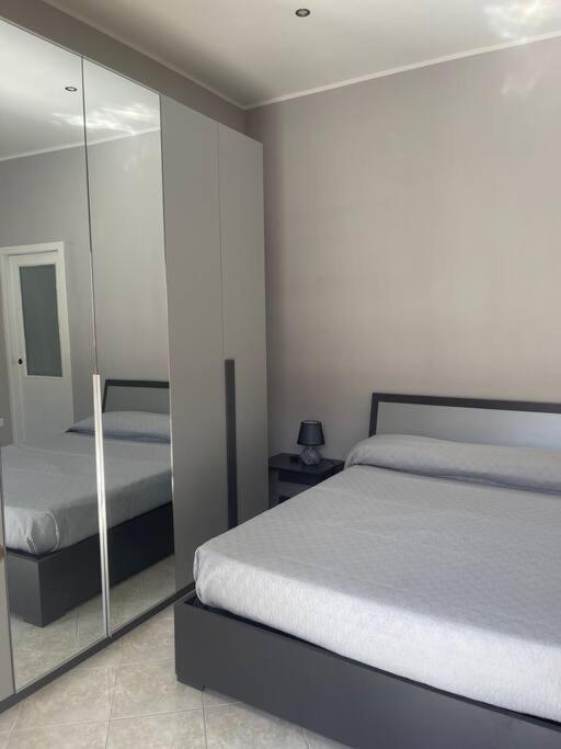 Apartament L'Aurora House Neapol Zewnętrze zdjęcie