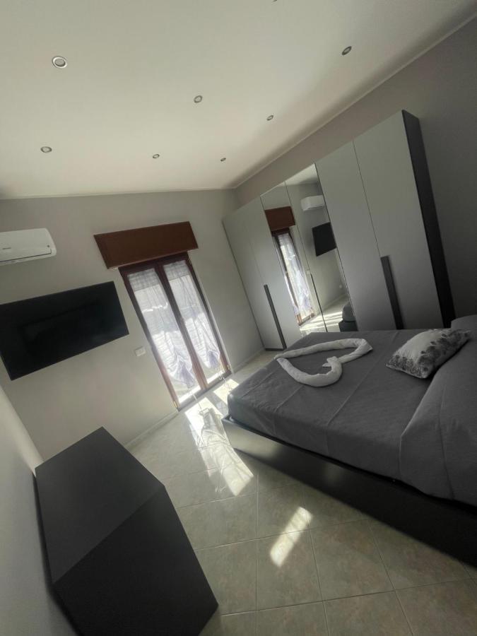 Apartament L'Aurora House Neapol Zewnętrze zdjęcie